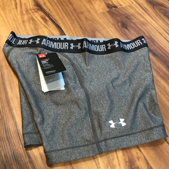 Under Armour Women's Compression 4" Shorts - Picture 5 of 8
